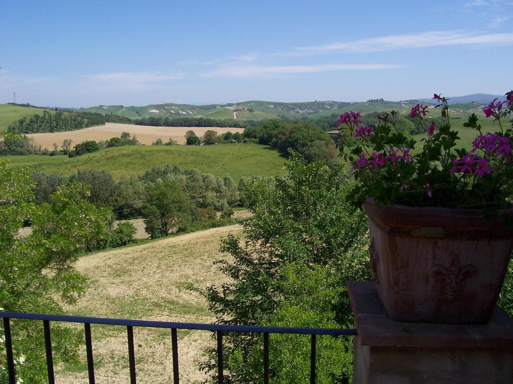 Agriturismo Il Paradiso Asciano Exterior photo